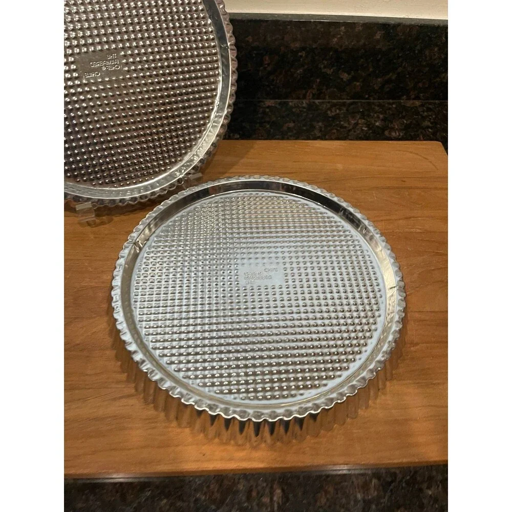 PAMPERED CHEF TART PANS SET OF TWO